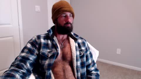 Snapshot of sexymanmk26 chatting on December 13, 1:12 pm lets go private  im ready to play pvt cum online show from December 13, 1:12 pm