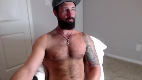 Snapshot of sexymanmk26 chatting on February 9, 12:52 pm lets go private  im ready to play pvt cum online show from February 9, 12:52 pm