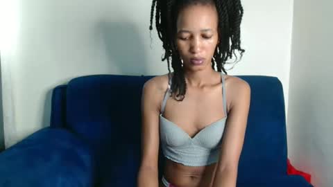 sexymaxxine online show from March 9, 10:30 am