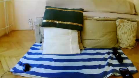 Squirty Maya Gold online show from June 26, 1:37 pm