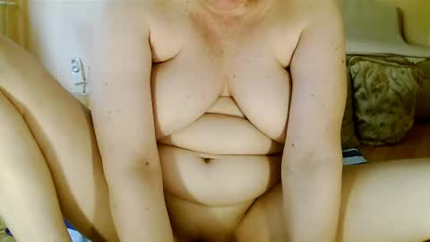 Squirty Maya Gold online show from July 7, 7:23 am