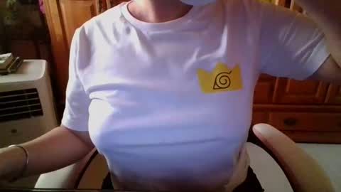 sexymisss24 online show from September 9, 10:15 am