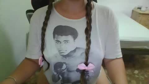 sexymisss24 online show from October 23, 7:01 pm