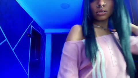 N A F online show from February 4, 7:33 pm