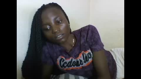Snapshot of sexyneedle22 chatting on February 17, 7:58 am VIVIAN online show from February 17, 7:58 am