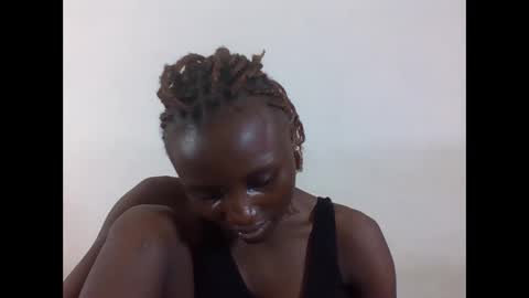 Snapshot of sexyneedle22 chatting on May 24, 8:14 pm VIVIAN online show from May 24, 8:14 pm