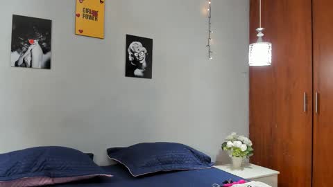 sexynova 93 online show from October 31, 7:37 pm