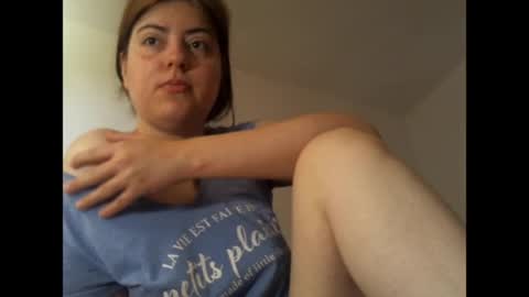 Snapshot of sexynyu18 chatting on May 25, 7:36 am Alex online show from May 25, 7:36 am