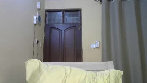 Lee online show from December 13, 6:10 am