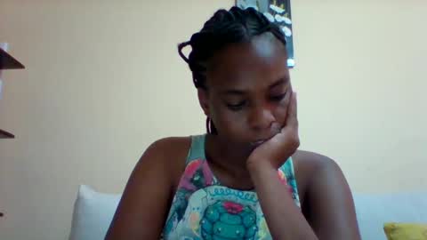 Snapshot of sexyqueen3457132 chatting on January 23, 9:18 am DOVY ACHIENG online show from January 23, 9:18 am