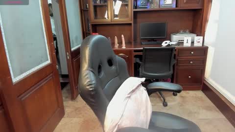 R A C H E L online show from November 27, 12:18 pm