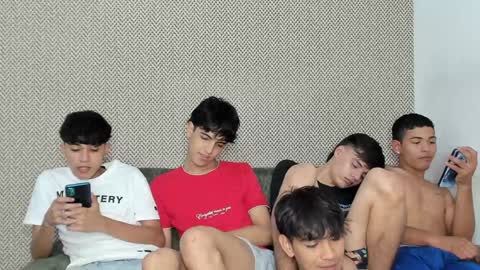 Snapshot of sexys_boys18 chatting on January 13, 8:26 pm MATIAS-18 THIAHO -18 MAX-19 NICOKALY-19 CAIN-19 MOD ESTEBAN online show from January 13, 8:26 pm