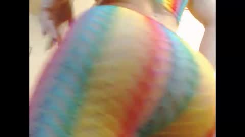 Venus Independent Model online show from November 10, 4:50 pm