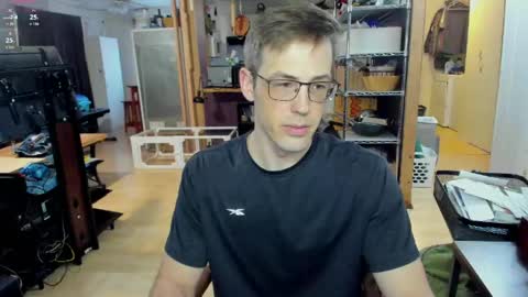 Scott online show from April 15, 1:34 am