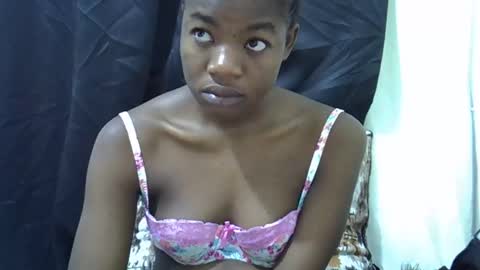 sexyshaz22 online show from March 2, 5:08 am