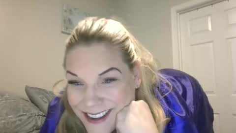 Sexysin4u online show from April 17, 5:05 pm