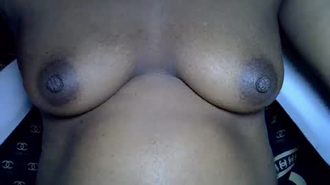 Snapshot of sexystella10 chatting on June 2, 7:43 am Stella online show from June 2, 7:43 am