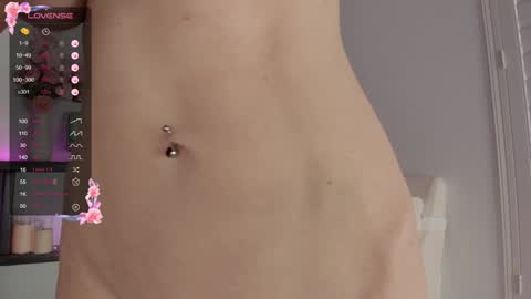 Estee online show from September 9, 6:29 pm