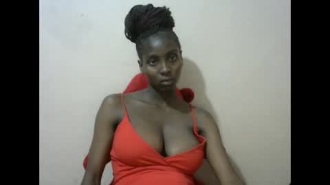 Snapshot of sexytinyy chatting on May 26, 9:11 pm maria online show from May 26, 9:11 pm