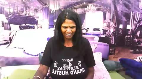 sexyva4u2luv online show from November 4, 3:11 pm