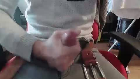 Snapshot of sexyvienna1989 chatting on October 19, 8:59 am sexyvienna1989 online show from October 19, 8:59 am