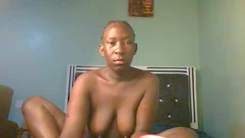 Snapshot of sexyvivy chatting on September 21, 5:42 am VIVIAN online show from September 21, 5:42 am