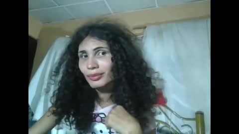 Snapshot of sexywolfnight chatting on February 15, 7:43 pm sexywolfnight online show from February 15, 7:43 pm