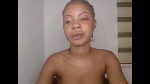 sexyxpeach online show from October 27, 2:59 am