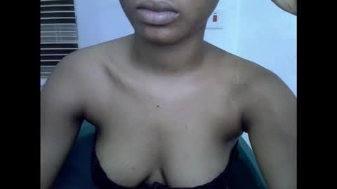 sexyxpeach online show from February 19, 6:59 pm