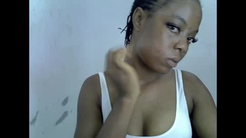 Snapshot of sexyxpeach chatting on April 19, 9:50 pm sexyxpeach online show from April 19, 9:50 pm