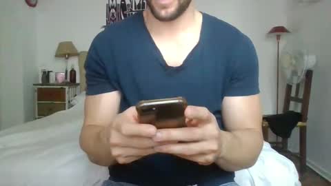 Snapshot of sexyyphilip chatting on December 27, 8:18 pm sexyyphilip online show from December 27, 8:18 pm