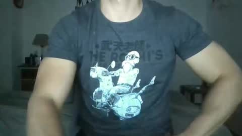 Snapshot of sexyyphilip chatting on September 21, 11:06 pm sexyyphilip online show from September 21, 11:06 pm