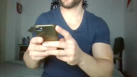 Snapshot of sexyyphilip chatting on October 1, 2:39 am sexyyphilip online show from October 1, 2:39 am