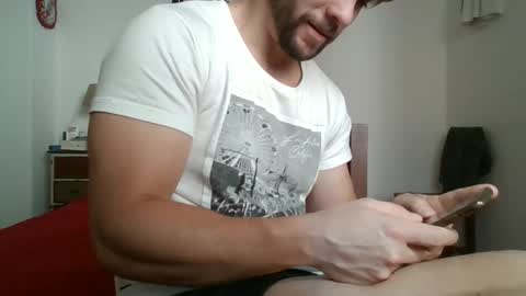 Snapshot of sexyyphilip chatting on November 16, 6:46 pm sexyyphilip online show from November 16, 6:46 pm