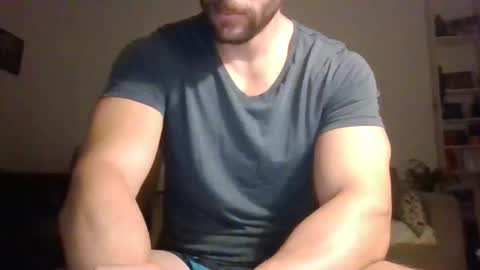 sexyyphilip online show from March 29, 11:38 pm