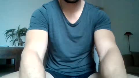 Snapshot of sexyyphilip chatting on July 11, 3:04 pm sexyyphilip online show from July 11, 3:04 pm