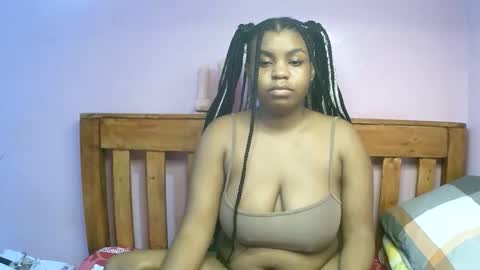 sexyyred_ online show from June 4, 1:00 am