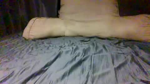 Snapshot of sexyzaddy94 chatting on April 8, 3:01 pm sexyzaddy94 online show from April 8, 3:01 pm