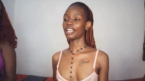 Snapshot of sexyzuriel chatting on February 24, 10:08 pm sexyzuriel online show from February 24, 10:08 pm