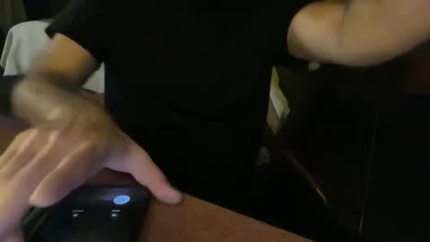 Snapshot of sezarca chatting on January 6, 6:44 pm trkn gc - ankara online show from January 6, 6:44 pm