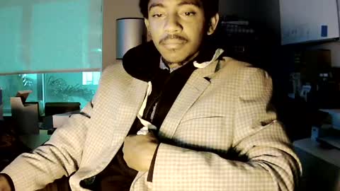 Snapshot of shabuda_hill22 chatting on June 14, 5:42 am Shabuda Hill online show from June 14, 5:42 am
