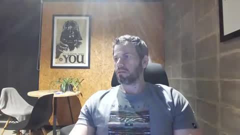 Snapshot of shad0w_hunter chatting on December 19, 11:46 pm shad0w_hunter online show from December 19, 11:46 pm