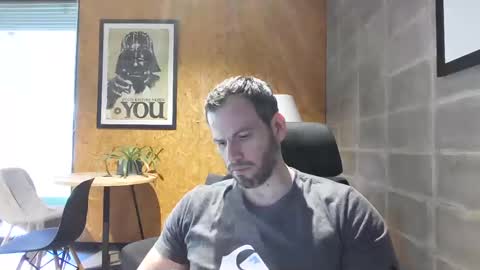 Snapshot of shad0w_hunter chatting on December 26, 12:38 pm shad0w_hunter online show from December 26, 12:38 pm