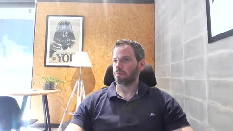 Snapshot of shad0w_hunter chatting on January 13, 6:38 pm shad0w_hunter online show from January 13, 6:38 pm