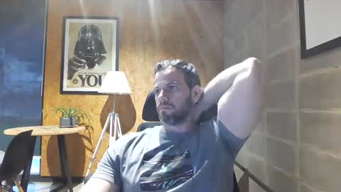 Snapshot of shad0w_hunter chatting on January 14, 10:34 pm shad0w_hunter online show from January 14, 10:34 pm