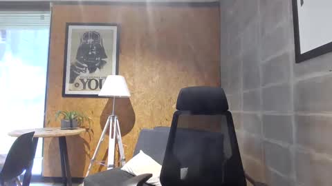 Snapshot of shad0w_hunter chatting on January 16, 2:41 pm shad0w_hunter online show from January 16, 2:41 pm