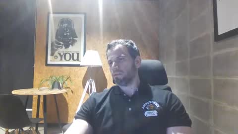 Snapshot of shad0w_hunter chatting on January 24, 11:02 pm shad0w_hunter online show from January 24, 11:02 pm