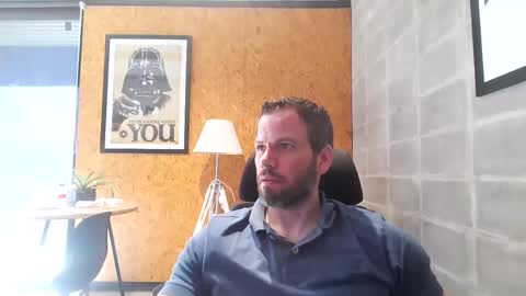 Snapshot of shad0w_hunter chatting on January 31, 7:40 pm shad0w_hunter online show from January 31, 7:40 pm