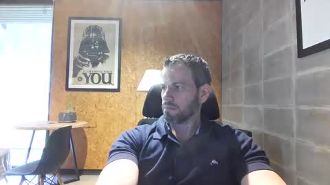 Snapshot of shad0w_hunter chatting on February 14, 1:51 pm shad0w_hunter online show from February 14, 1:51 pm