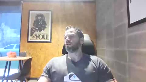 Snapshot of shad0w_hunter chatting on February 21, 9:22 pm shad0w_hunter online show from February 21, 9:22 pm